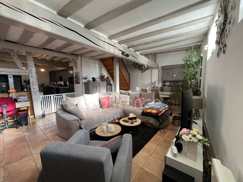 Maison à CHAMPIGNELLES