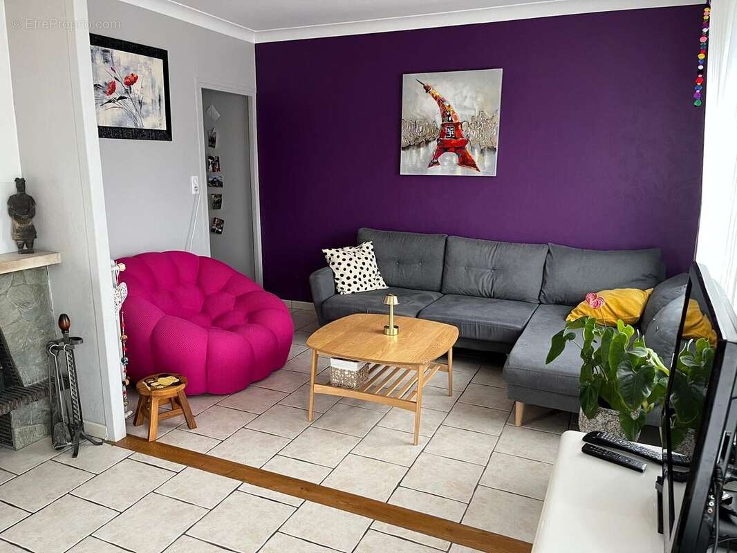 Maison à PEYRAT-LE-CHATEAU