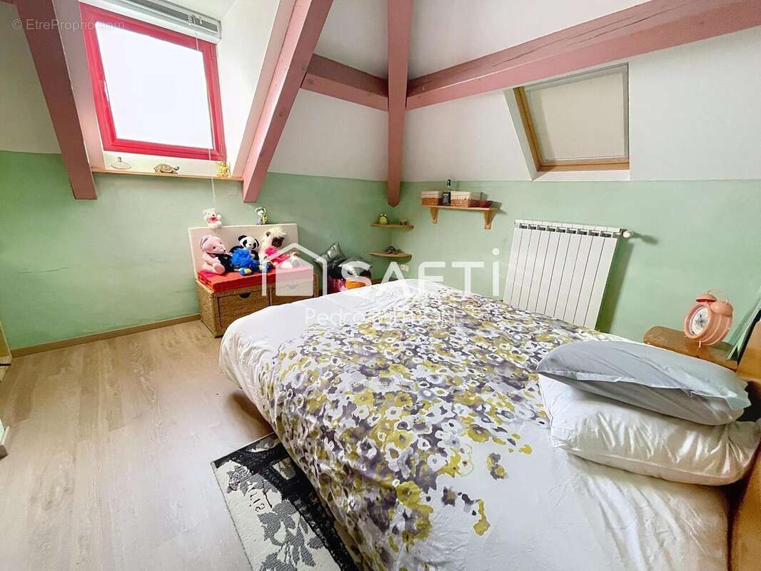 Maison 239 m² à Avezac-Prat-Lahitte  - photo 7