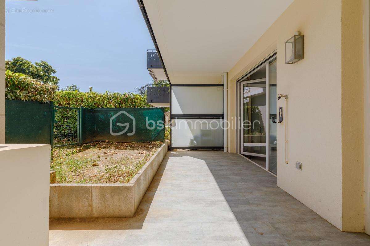 Appartement à DECINES-CHARPIEU