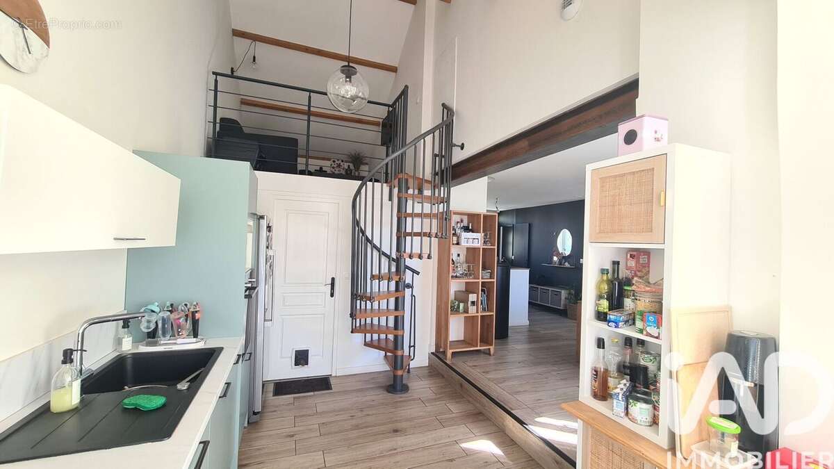 Maison 110 m² à Benassay  - photo 3