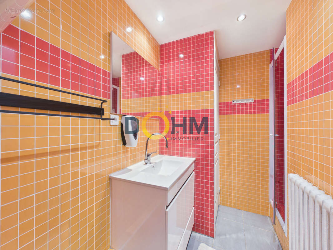 Ensemble immobilier, Bar, restauration, gîte, hebergementl, appartement. - photo 18
