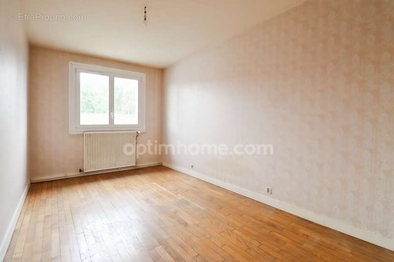 Appartement à CHATEAUPONSAC