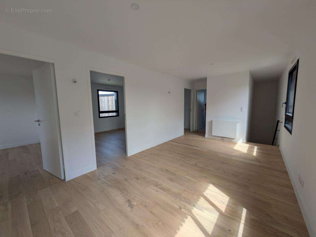 Maison neuve contemporaine de 160 m² - photo 4