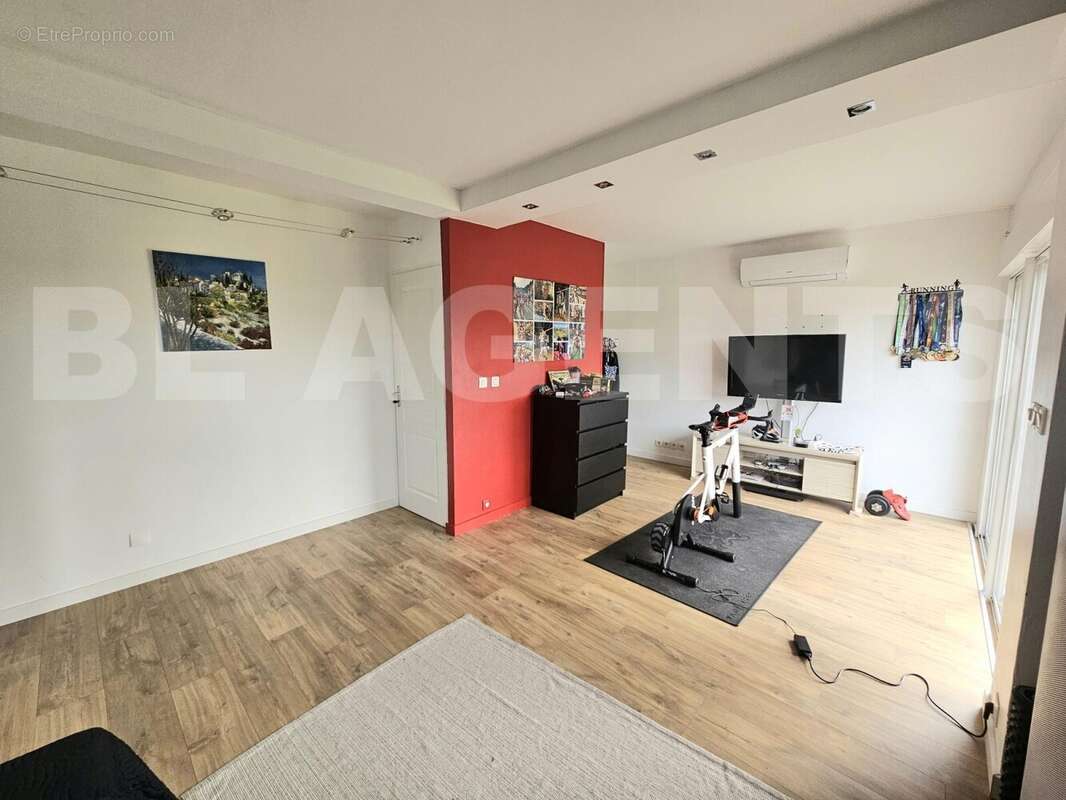 20250321_103616 - Maison à SAINT-JEAN-DU-CARDONNAY