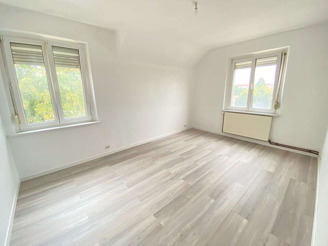 Maison Cernay 5 pièce(s) 105 m2 - photo 9