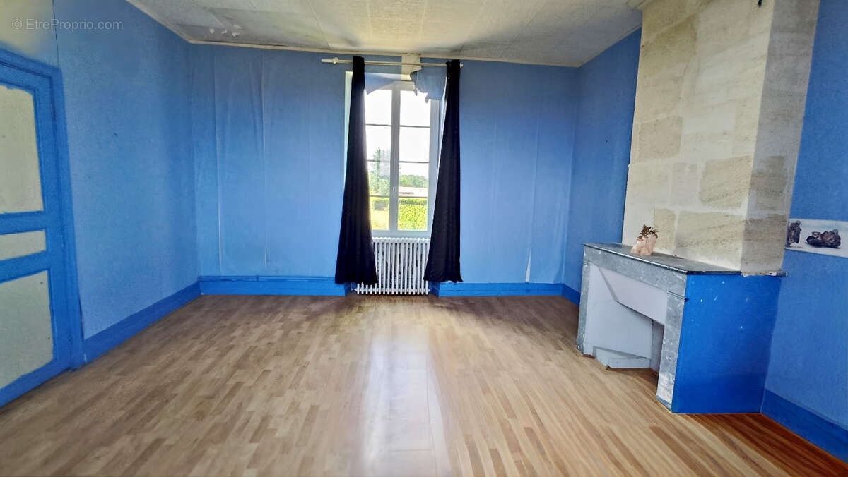 Propriété de caractère   Maison bourgeoise en pierre, dépendances et 2,5 hectares de terrain - photo 22