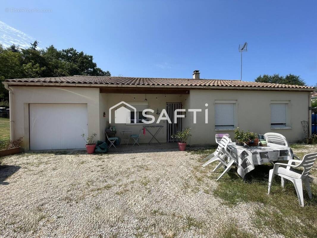 Photo 1 - Maison à LA CAILLERE-SAINT-HILAIRE