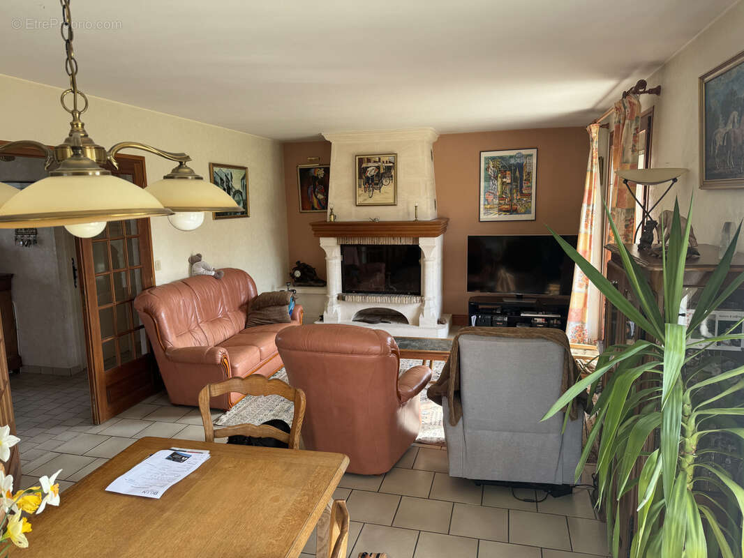 Maison à CORNEVILLE-SUR-RISLE