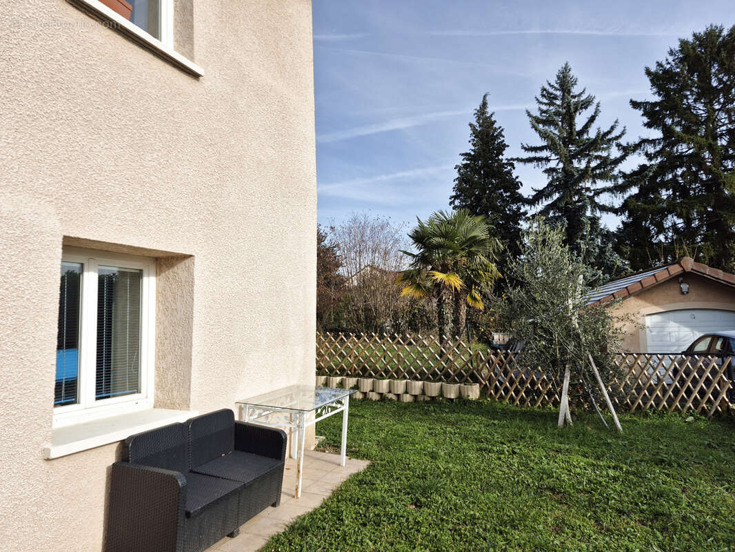 Maison à CHALLEX
