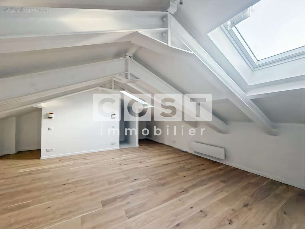 Appartement à ASNIERES-SUR-SEINE