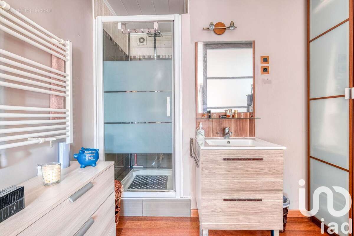 Photo 8 - Maison à LESCHES