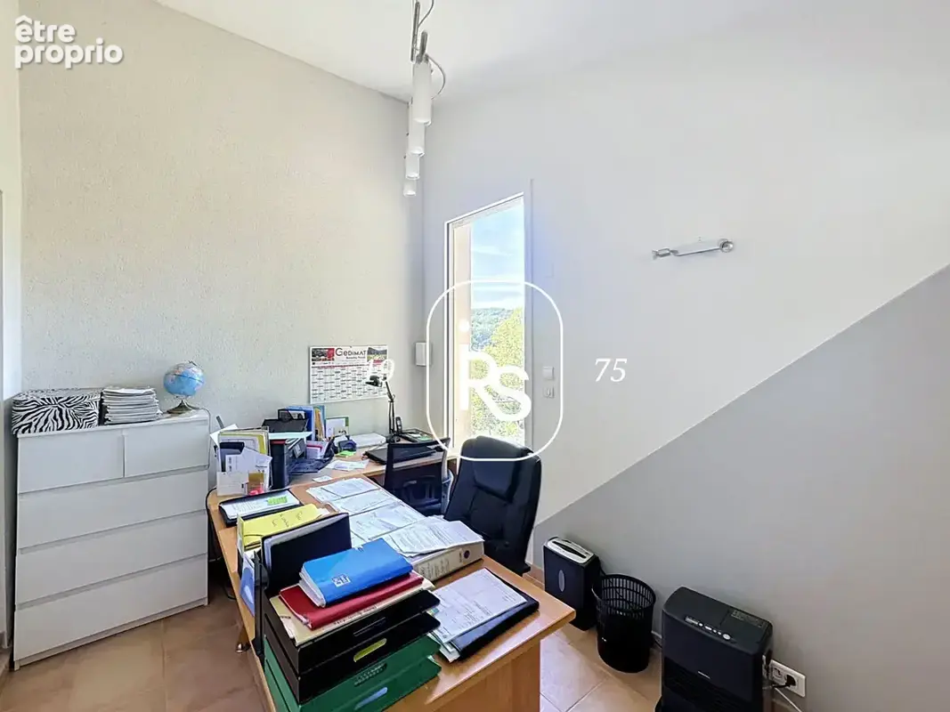 Villa de plain-pied de 130 m2 avec 8 768 m2 de terrain et vue sur le  Massif du Tanargue. - photo 12