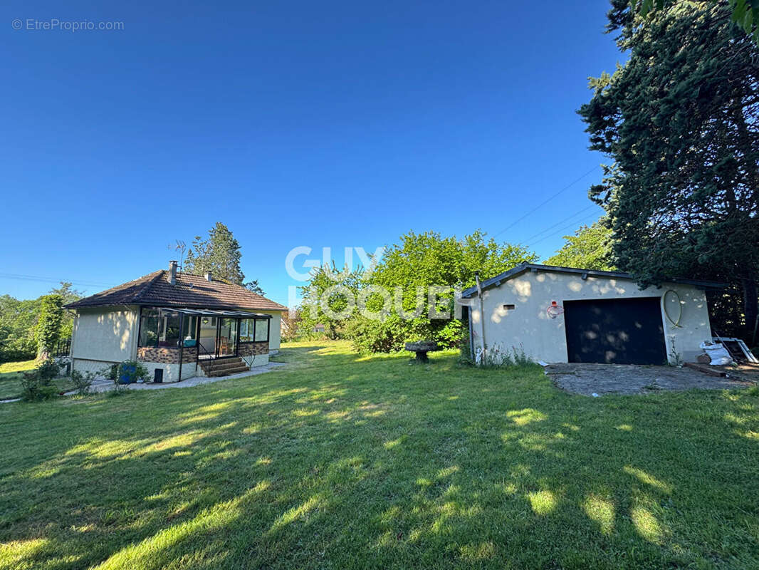 Maison avec grand terrain - BOURTH - photo 17