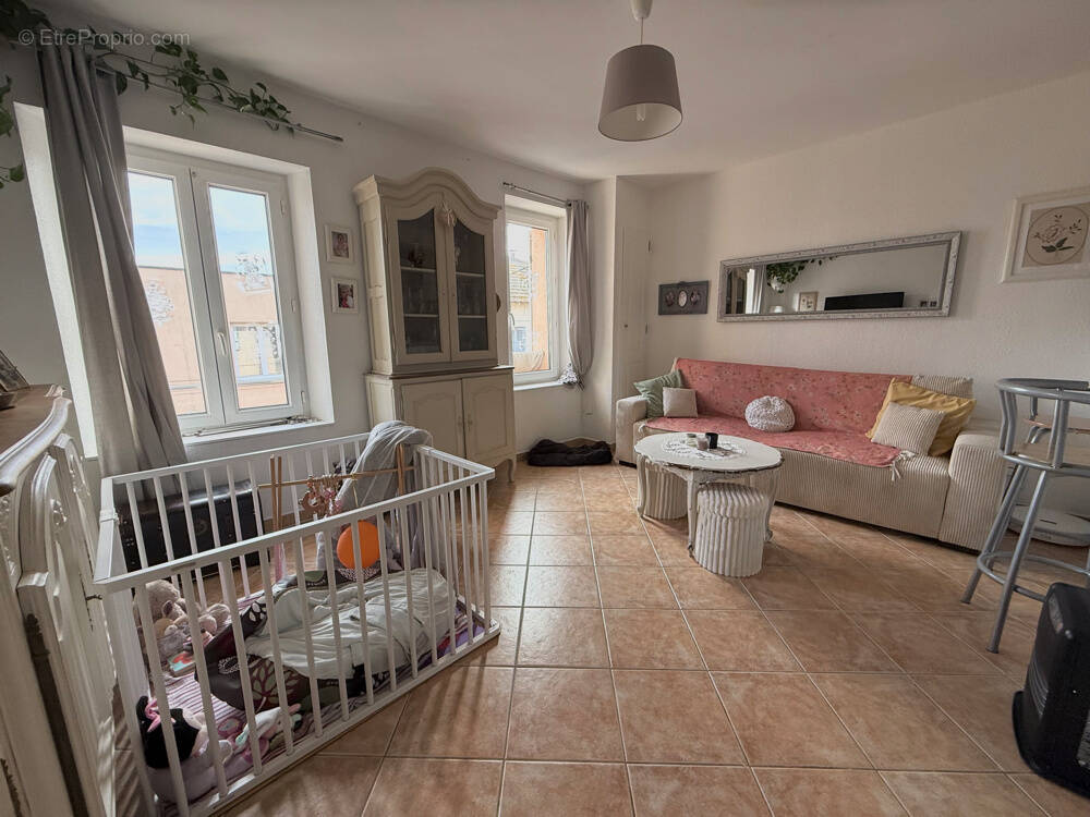 Appartement à LE ROVE