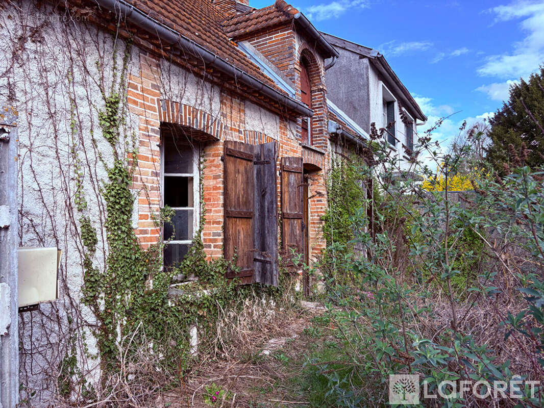 Maison à SARON-SUR-AUBE