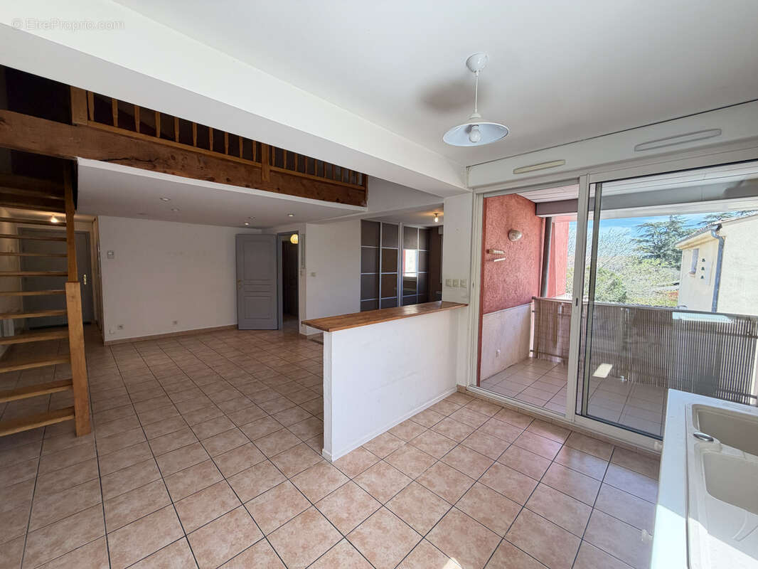 Appartement à SAINT-MAXIMIN-LA-SAINTE-BAUME