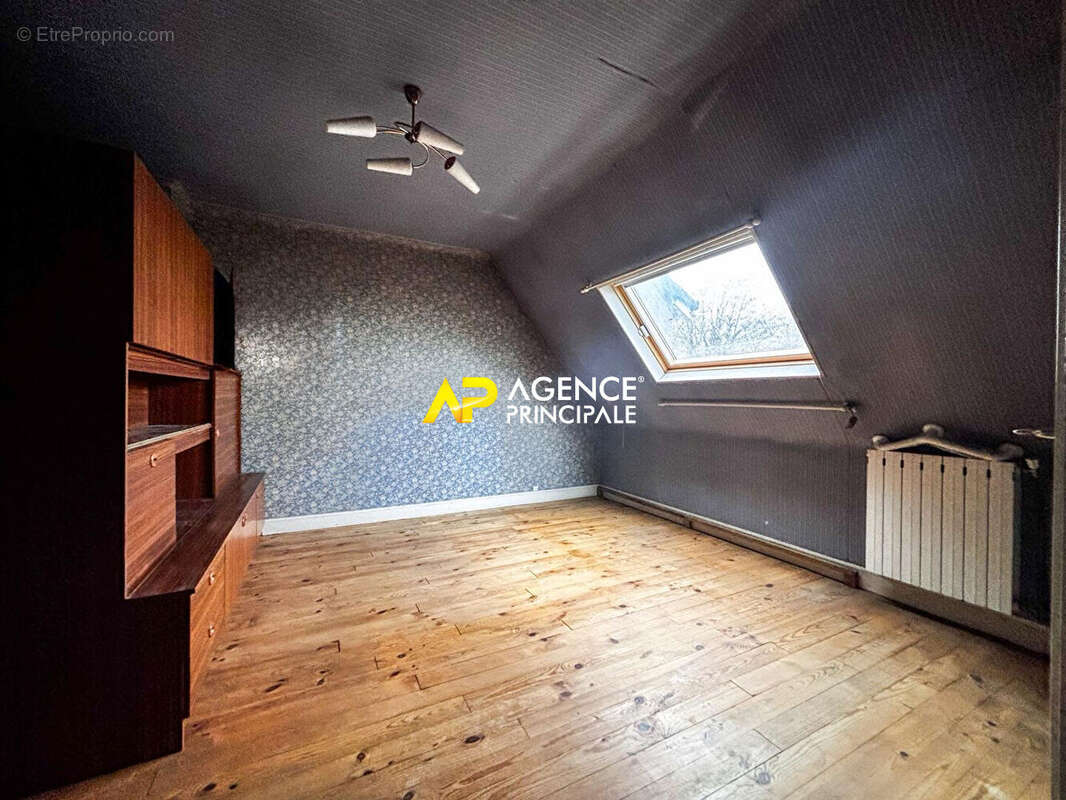 Maison à SARTROUVILLE