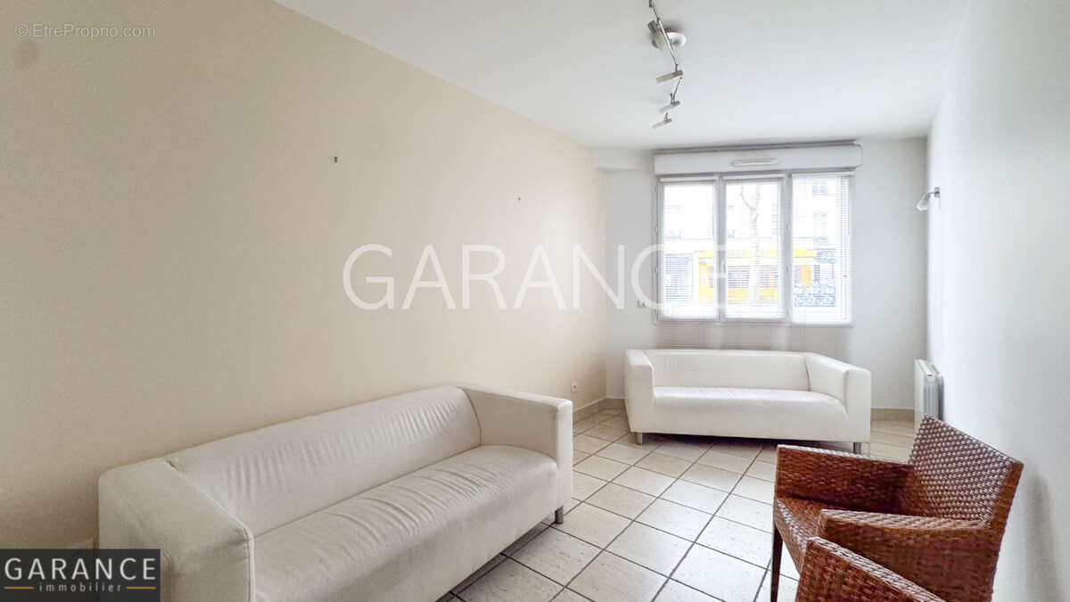 Commerce à PARIS-12E