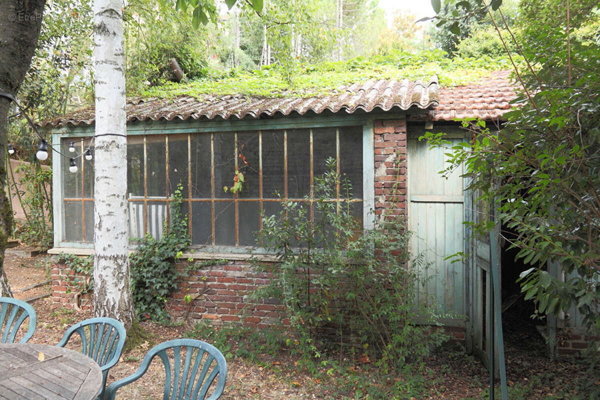 Maison à SURESNES