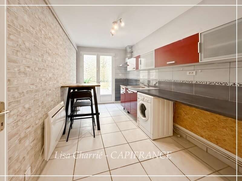 Appartement à VIC-FEZENSAC