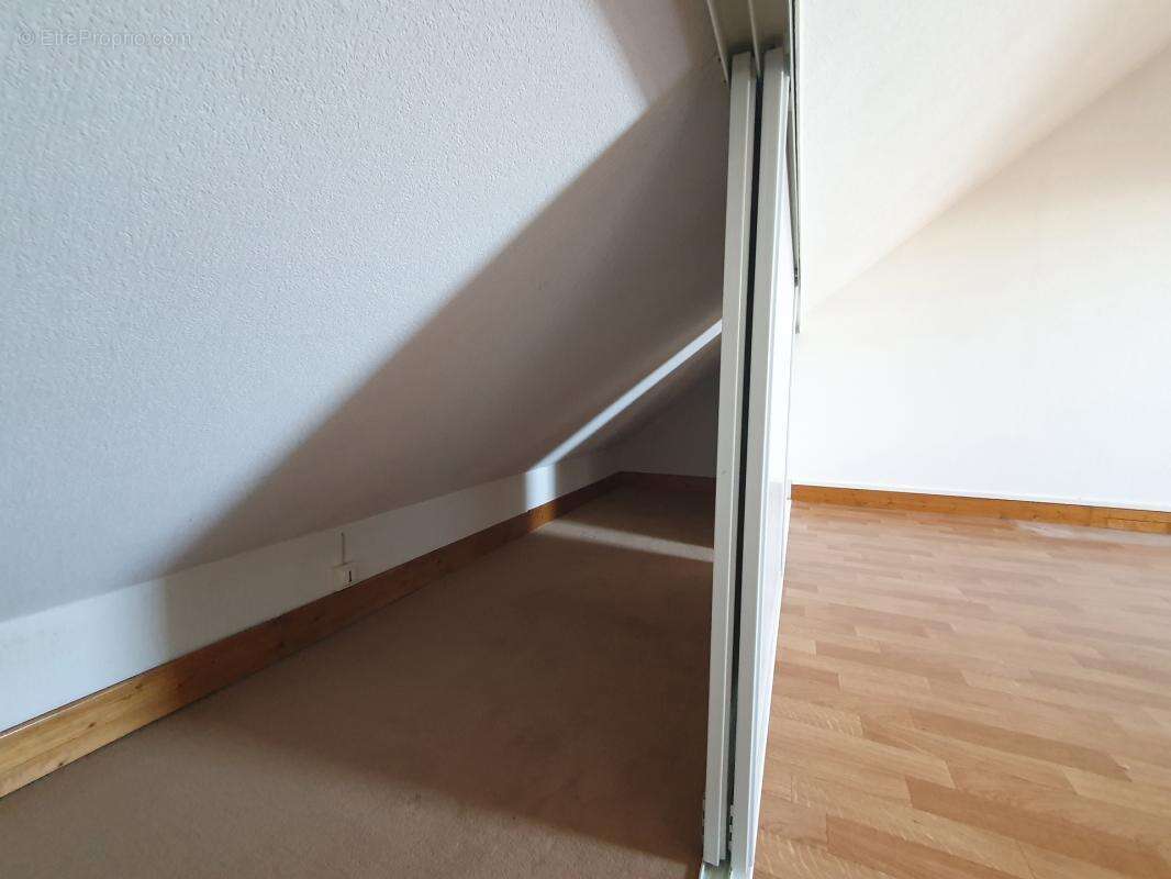 Maison à VILLEMANOCHE