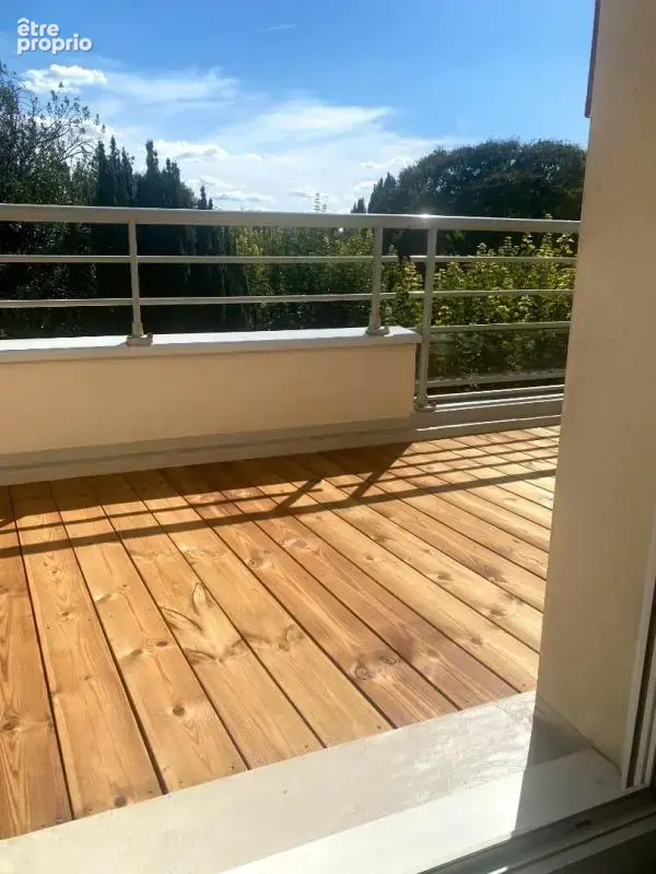 Appartement à  vendre  Reims 5 pièce(s) 124 m2  / 4 chambres  /1 box fermé et 1 stationnement en sous sol - photo 3