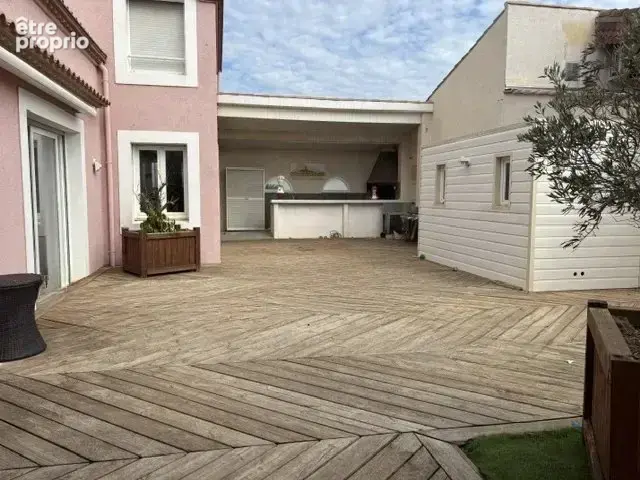 Villa t5 de 200 m² – beaux volumes et prestations de qualité - photo 1