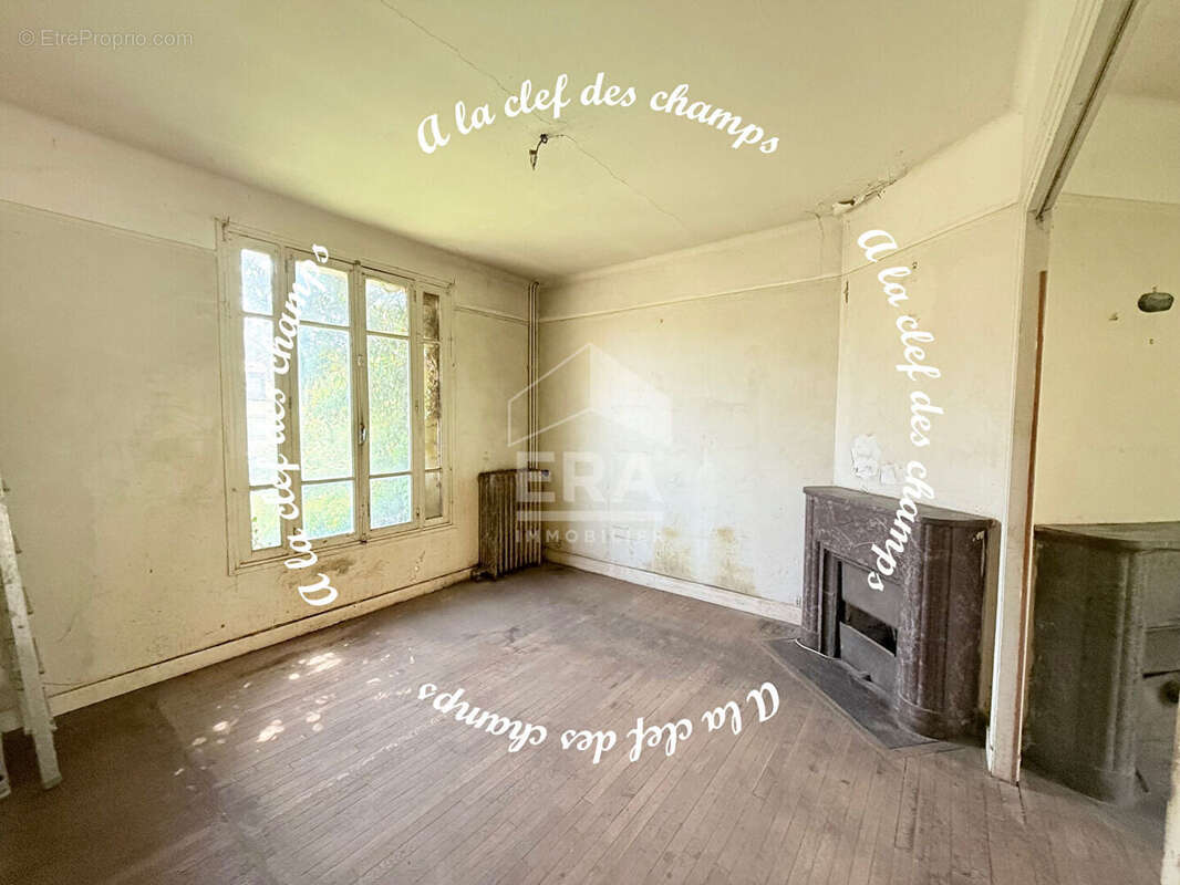 Maison à SAINT-REMY-LES-CHEVREUSE