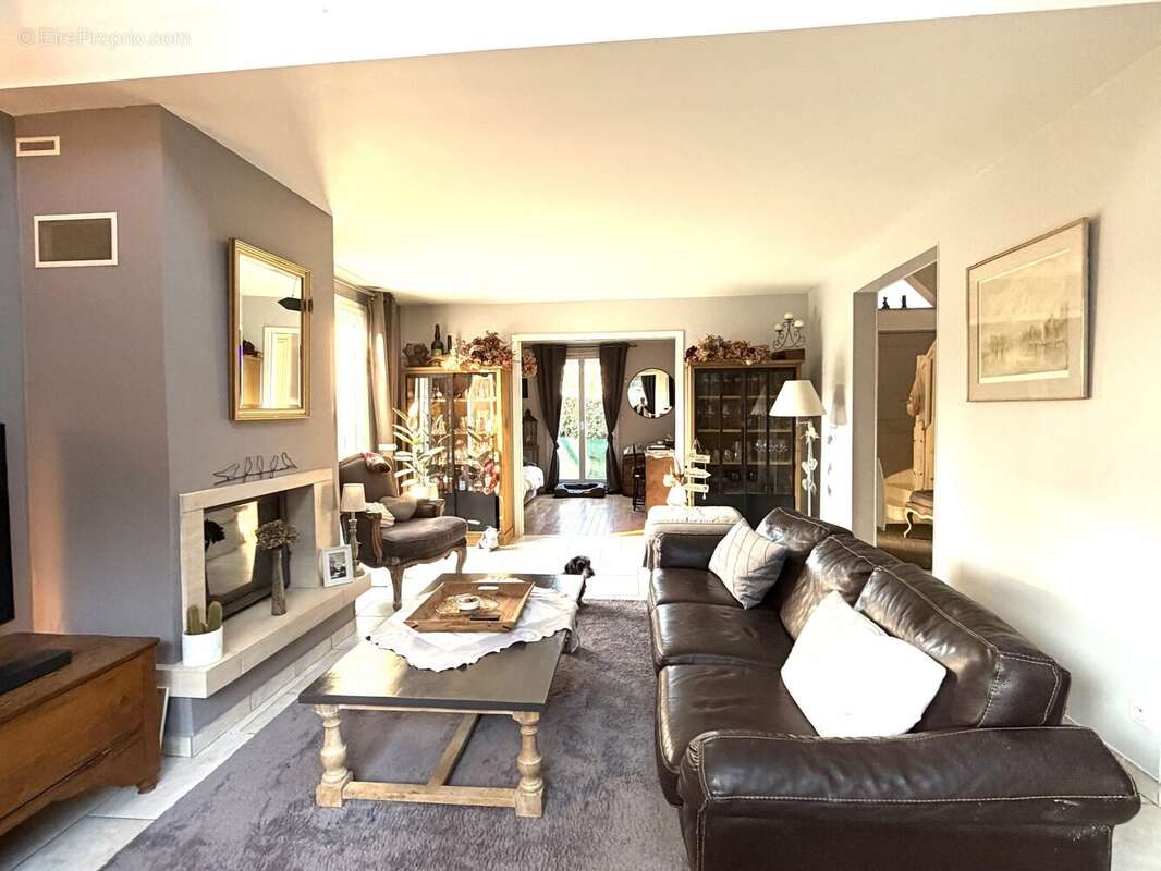 Maison à MONTLIGNON