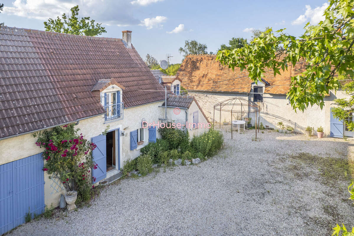 Maison à TENDU