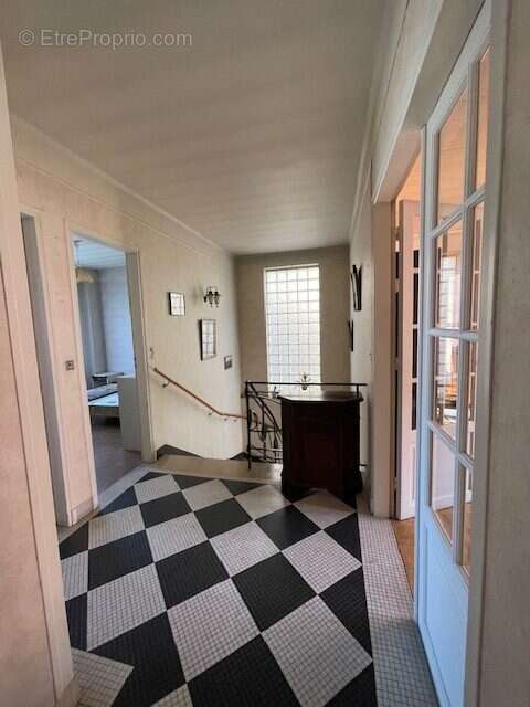 Maison à LE BLANC-MESNIL