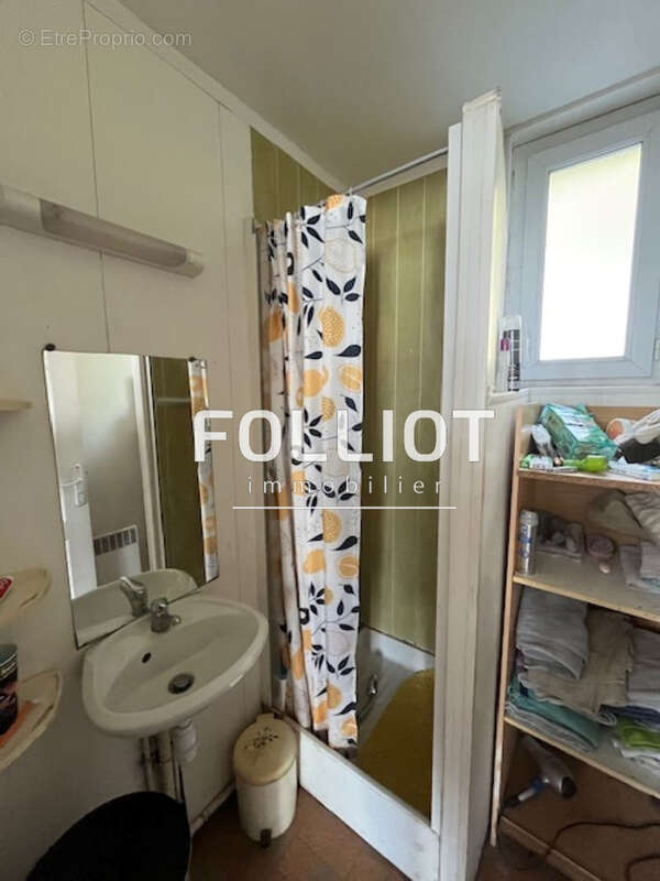 A VENDRE Immeuble Vire Normandie 6 pièce(s) 115 m2 - photo 14