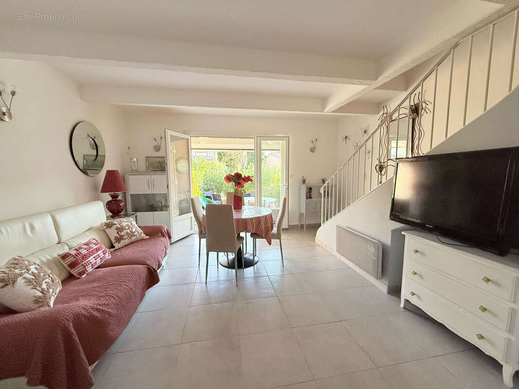 Maison à SIX-FOURS-LES-PLAGES