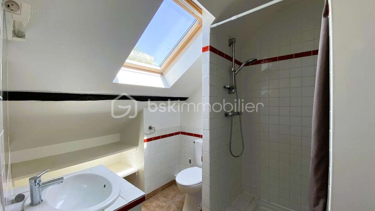 NANTES - Quartier St Jacques - Maison d'env. 59m² au sol - photo 9
