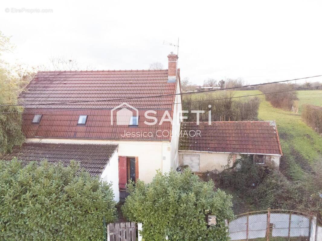 Photo 1 - Maison à LUCENAY-LES-AIX