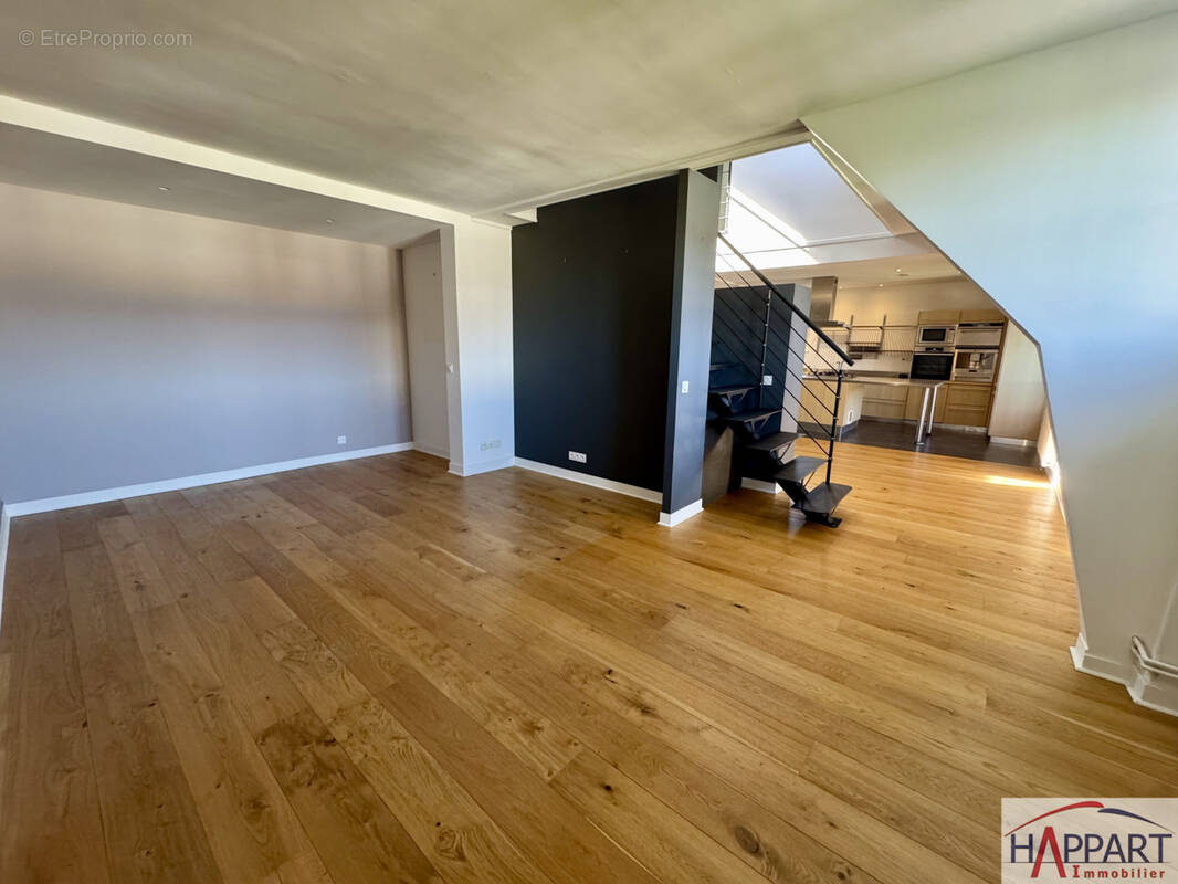 Appartement 190 m² à Melun  - photo 2