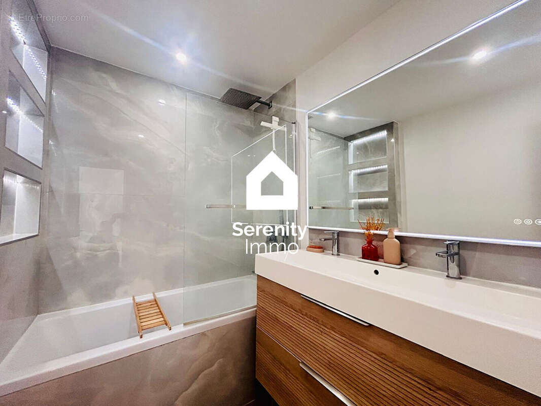 Appartement à MARSEILLE-15E