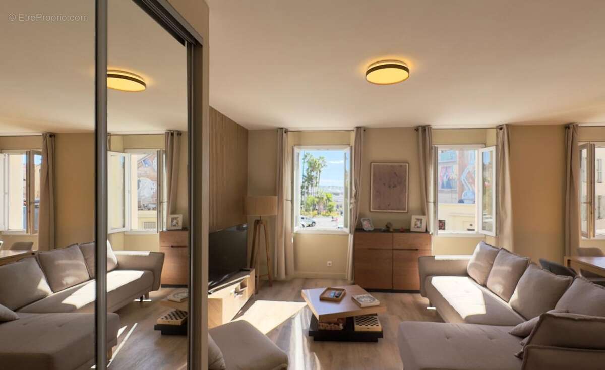 Appartement à CANNES