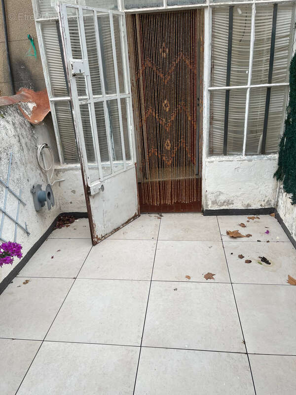 Appartement à MARSEILLE-2E