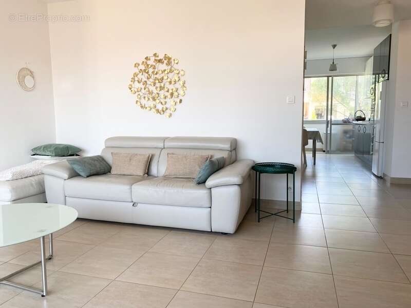 Appartement à MARSEILLE-7E