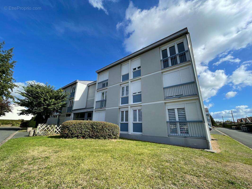 Appartement à SEICHES-SUR-LE-LOIR