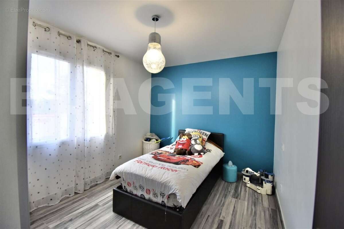 25214bb1-91f6-432b-99be-8a91fcafe6fd - Maison à MANTES-LA-JOLIE