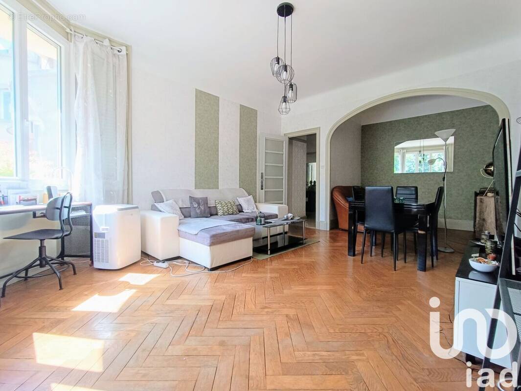 Photo 1 - Appartement à SAINT-ETIENNE