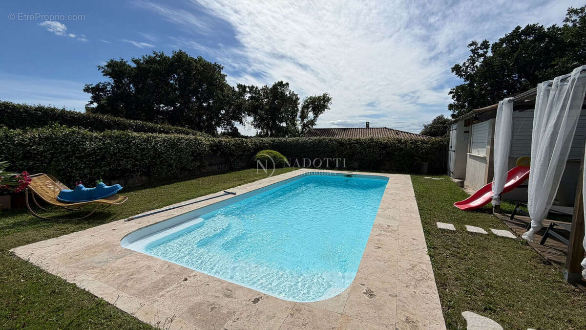 Propriété de 190 m² avec appartement indépendant, piscine et prestations haut de gamme - photo 2