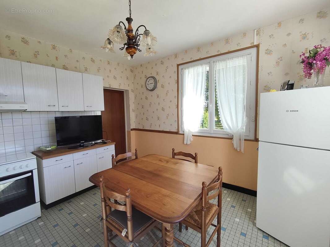 Maison à CHASSENEUIL-SUR-BONNIEURE