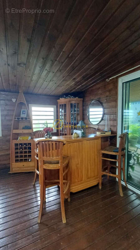 Maison à PETITE-ILE