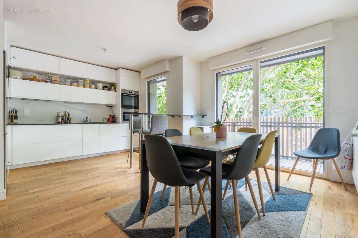 Appartement de 4 pièces et son extérieur à Clichy - 80m2 - photo 2
