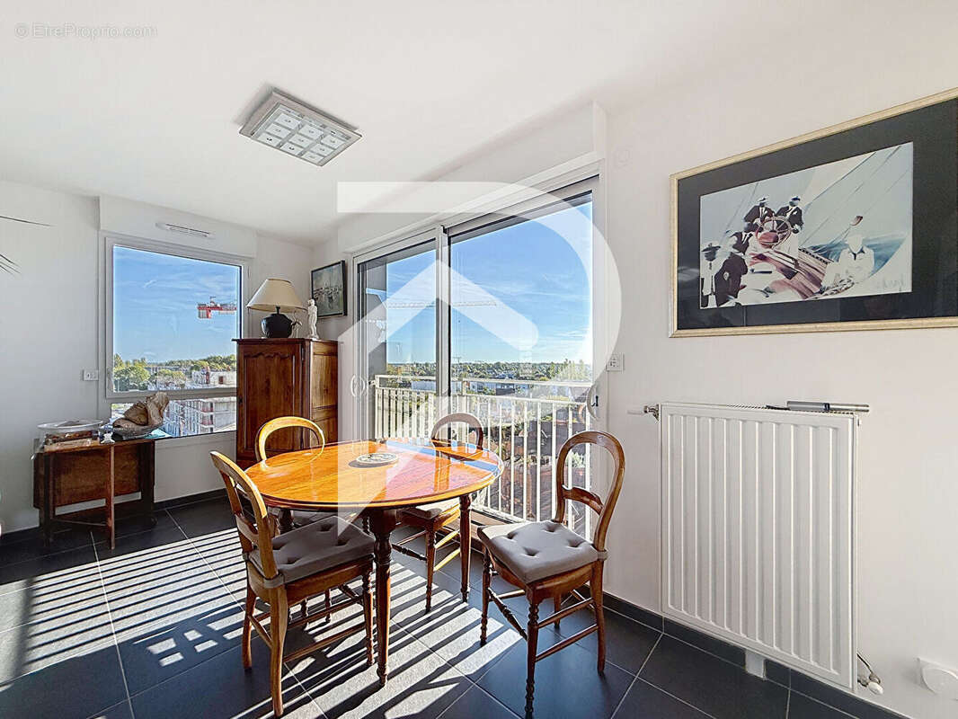 Appartement à CHAMPIGNY-SUR-MARNE