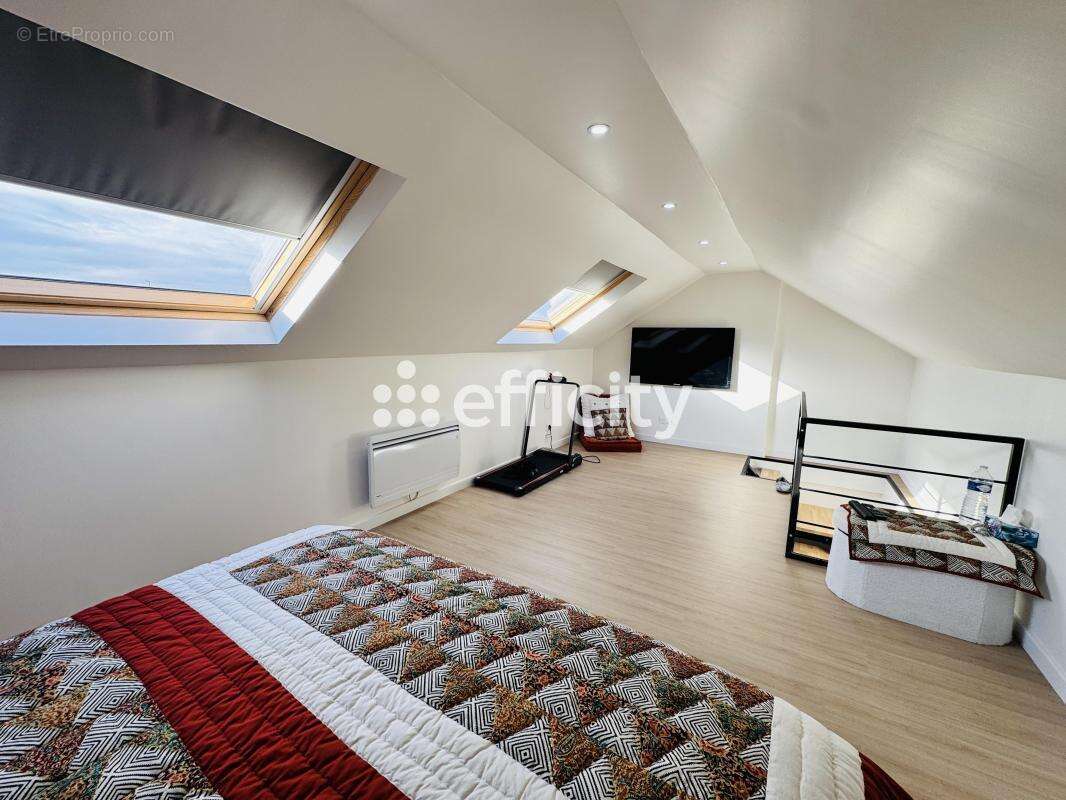 Maison à FACHES-THUMESNIL